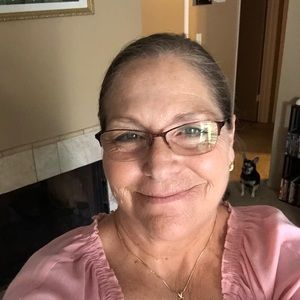 Meet your Posher, Dianna